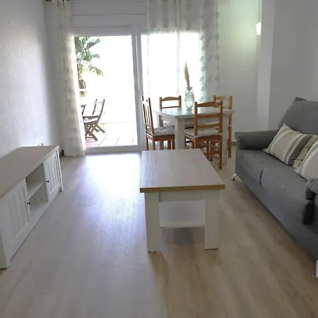 Apartment Con Plaza De Parking Y Piscina Comunitaria *