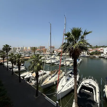Apartment Con Plaza De Parking Y Piscina Comunitaria